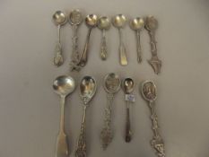 Various salt spoons, silver and pewter