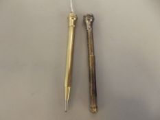 2 propelling pencils