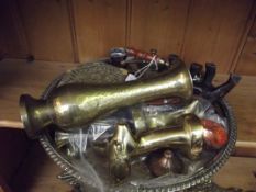 Mixture of brass and copper ware