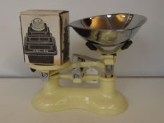 Set of scales and weights