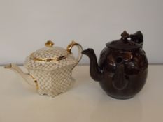 Two Spout teapots and one Sadler