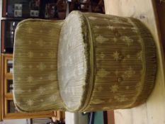 Upholsterd bedroom chair