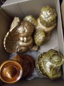 Two ceramic cherubs and two Sadler lidded pots