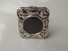 Silver stamped photo frame