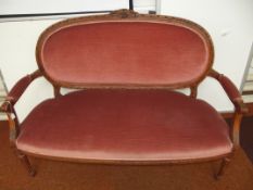 Good quality reproduction drawing room settee