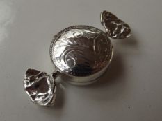 Silver stamped sweet pill box