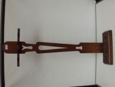 Snooker/pool cue holder