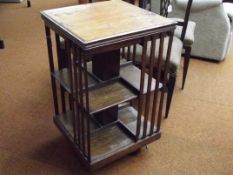 Revolving book shelf