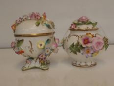 2 Coalbrooke-Dale floral lidded pots
