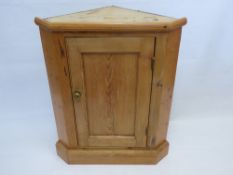 A Vintage Pine Corner Cupboard, approx 65 x 34 x 83 cms