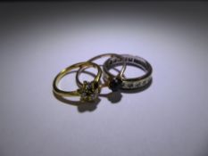 An 18 ct Yellow Gold (tested) Diamond Cluster Ring, dias missing, size J, approx 2.8 gms together