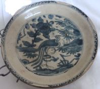 A Chinese blue and white Swatow crackle glazed plate, late Ming 16th/17th Century the centre painted