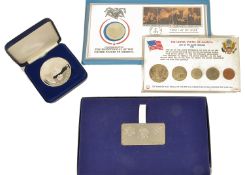 A collection of USA Coinage comprising of a cased July 1976 Queen Elizabeth II Bicentennial Visit
