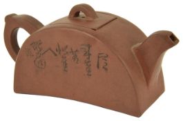 A Chinese 20th century Yixing Zisha pottery teapot