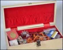 A collection of vintage costume jewellery to inclu