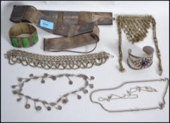 A collection of silver white metal jewellery to in