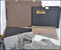 Box of old photo albums (5) + loose. Noted picture