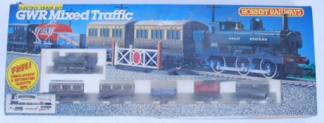 HORNBY GWR TRAIN SET