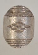 A silver 925 large dress ring with geome