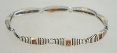 A silver 925 bracelet with ribbed cartou