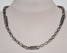 A silver white metal cable link choker n