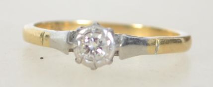 An 18ct gold ladies collet set diamond ring.