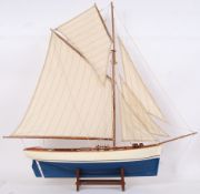 MODEL YACHT