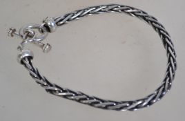 A silver 925 large fox tail link bracelet chain with toggle clasp. Chain measures 8 inches weighs