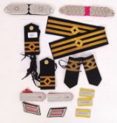 EPAULETTES
