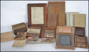 A collection of vintage early 20th century negatives, photo's, glass plates. Depicting portraits,