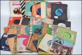 A large collection of 7