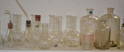 A group of scientific chemical / lab equipment to include various Pyrex boiling tubes and conical