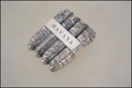 A heavy cast silver Havana vesta case