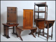 A dealers lot to include drop leaf / gate leg dini