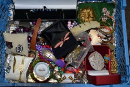 A fantastic collection of vintage costume and dress jewellery to include beads, bangles,