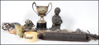 A collection of ladies compacts to include Stratto