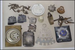 A silver Chester hallmarked necklace pendant compass 5.6g, together with an EPNS silver vesta, white