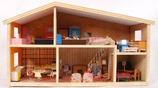 LUNDBY DOLLS HOUSE