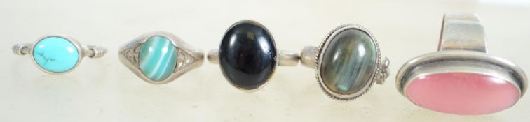 A group of 5 sterling silver ladies dress rings, o