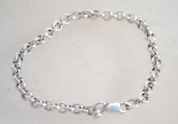 A sterling silver rolo link bracelet chain having