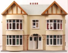 DOLLS HOUSE