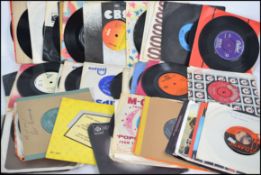 A good collection of vintage 45rpm vinyl records s