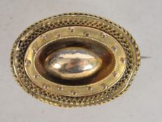 An early 20th century vintage 9ct gold ( tested )