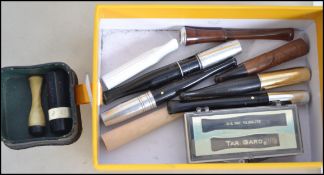 A collection of vintage 20th century Cheroot, Ciga