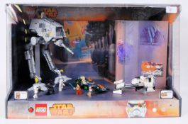 LEGO STAR WARS SHOP DISPLAY