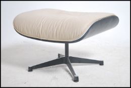 After Charles & Ray Eames. A Herman Miller  671 Ot