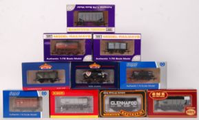 00 GAUGE ROLLING STOCK