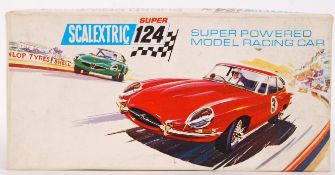 SCALEXTRIC SUPER 124 BOX