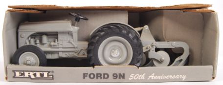 ERTL TRACTOR