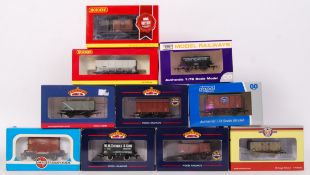 00 GAUGE ROLLING STOCK